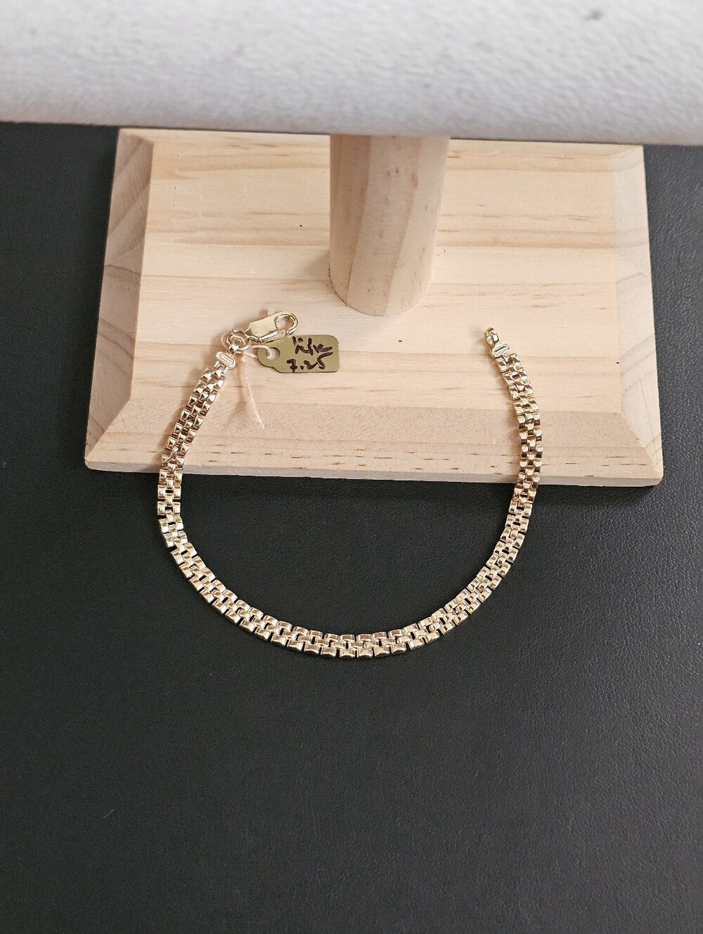 14k Gold Bracelet 7.25 Inch